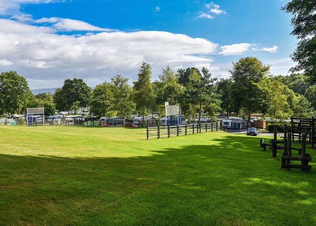 Отель Lowther Park Clifton  Экстерьер фото